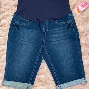 Maternity Jean Shorts, Small